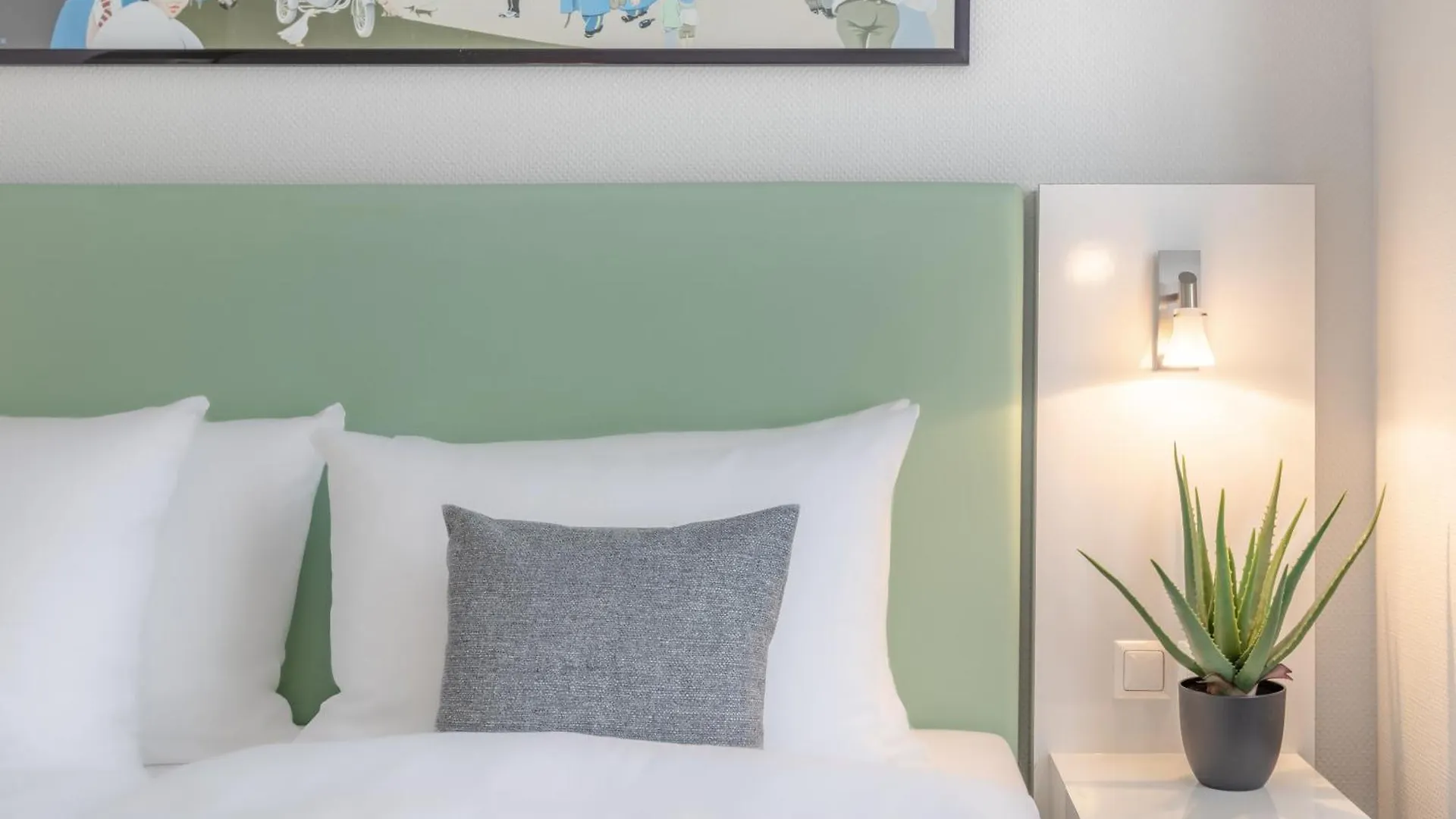 Select Hotel Berlin Checkpoint Charlie